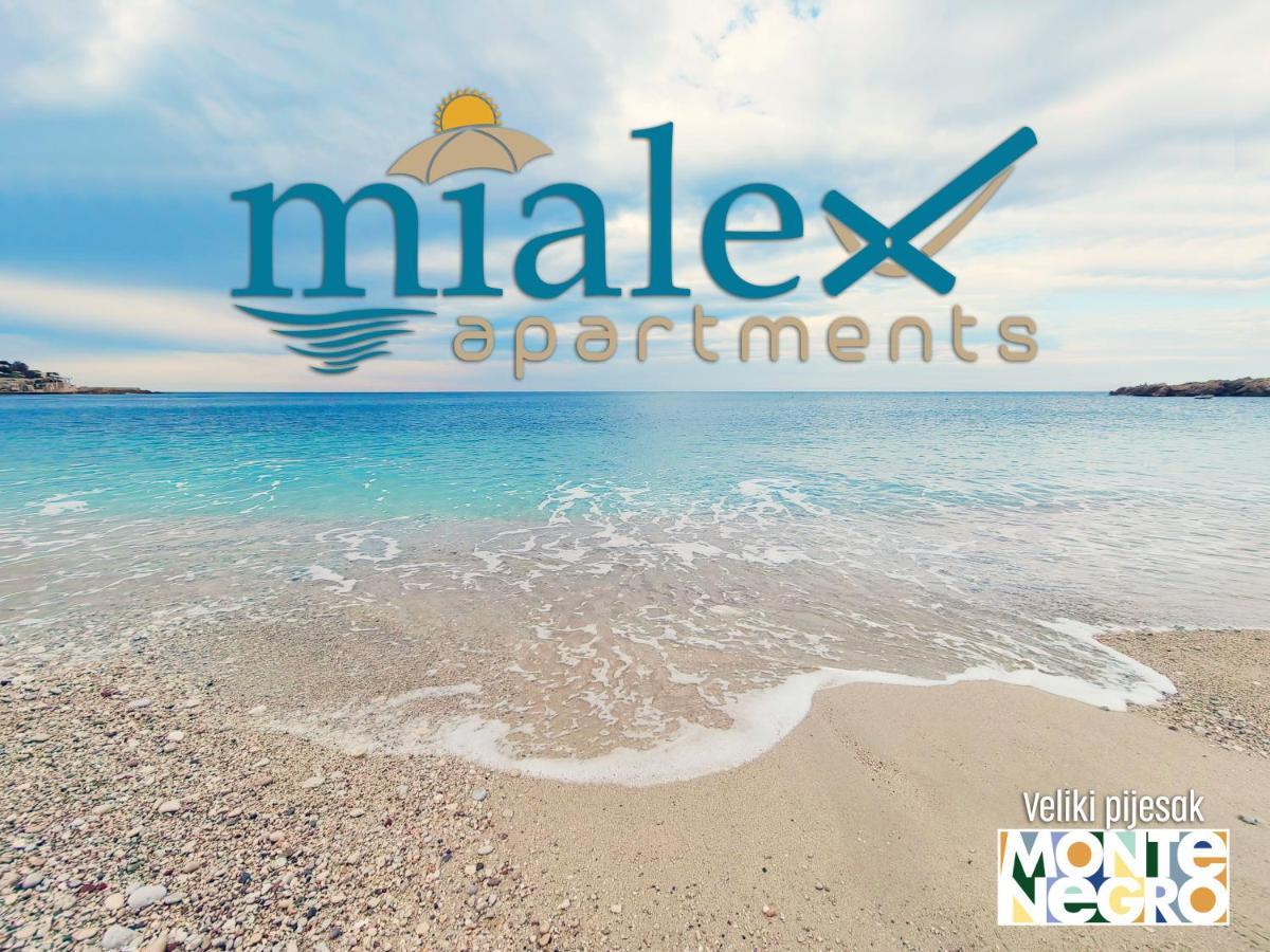 Mialex Apartments Dobra Voda Bagian luar foto